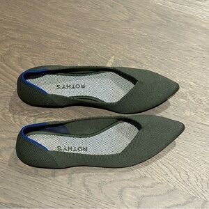 Rothy’s Pointed Flat in Green - Size 8